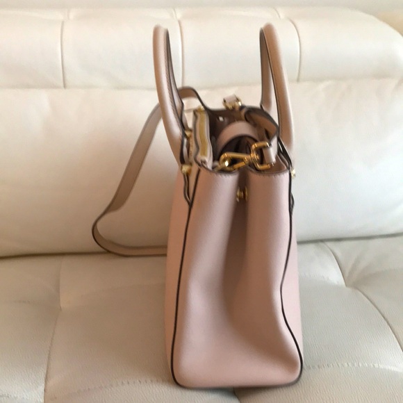 NWOT Michael Kors Large Satchel Crossbody Bag Saffiano Leather Blossom 12” X 10” - Picture 7 of 12